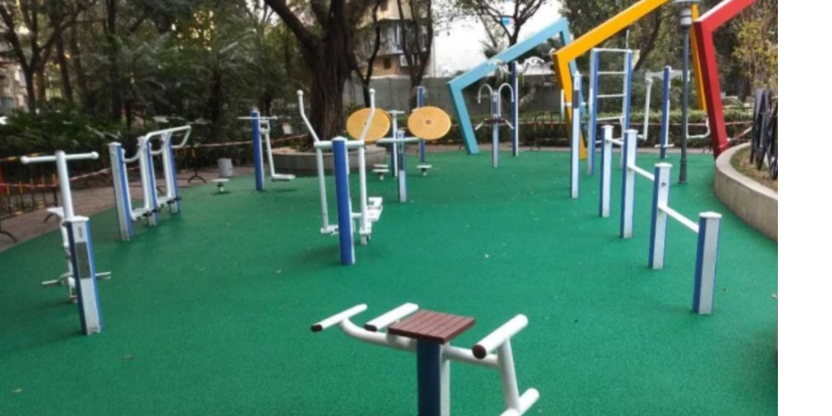 泰州市鳳城橡塑為鳳凰社區打造EPDM健身場所